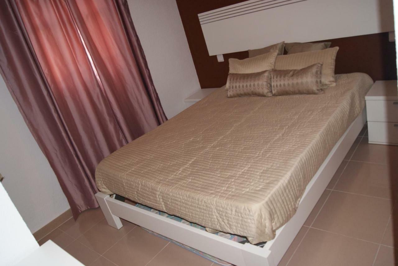 Costa Ballena Cómodo Bajo con Piscina, Patio y 3 Dormitorios Parking free Rota Exterior foto